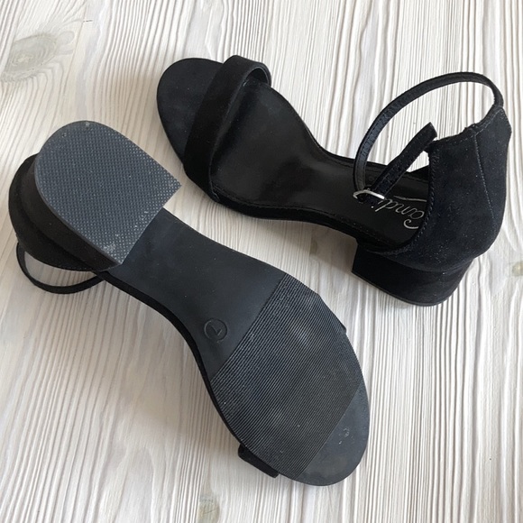 Suede Sandals size 7 - Picture 5 of 6